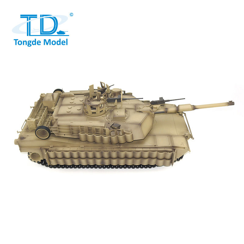 AYARDのTongde Model 1/16 M1A2 エイブラムス SEP TUSK II 2.4GHz（プラ製ギアボックス・プラ製キャタピラ・プラ製ホイール・BBリコイル・サウンド・発煙仕様）M1212｜アングル3