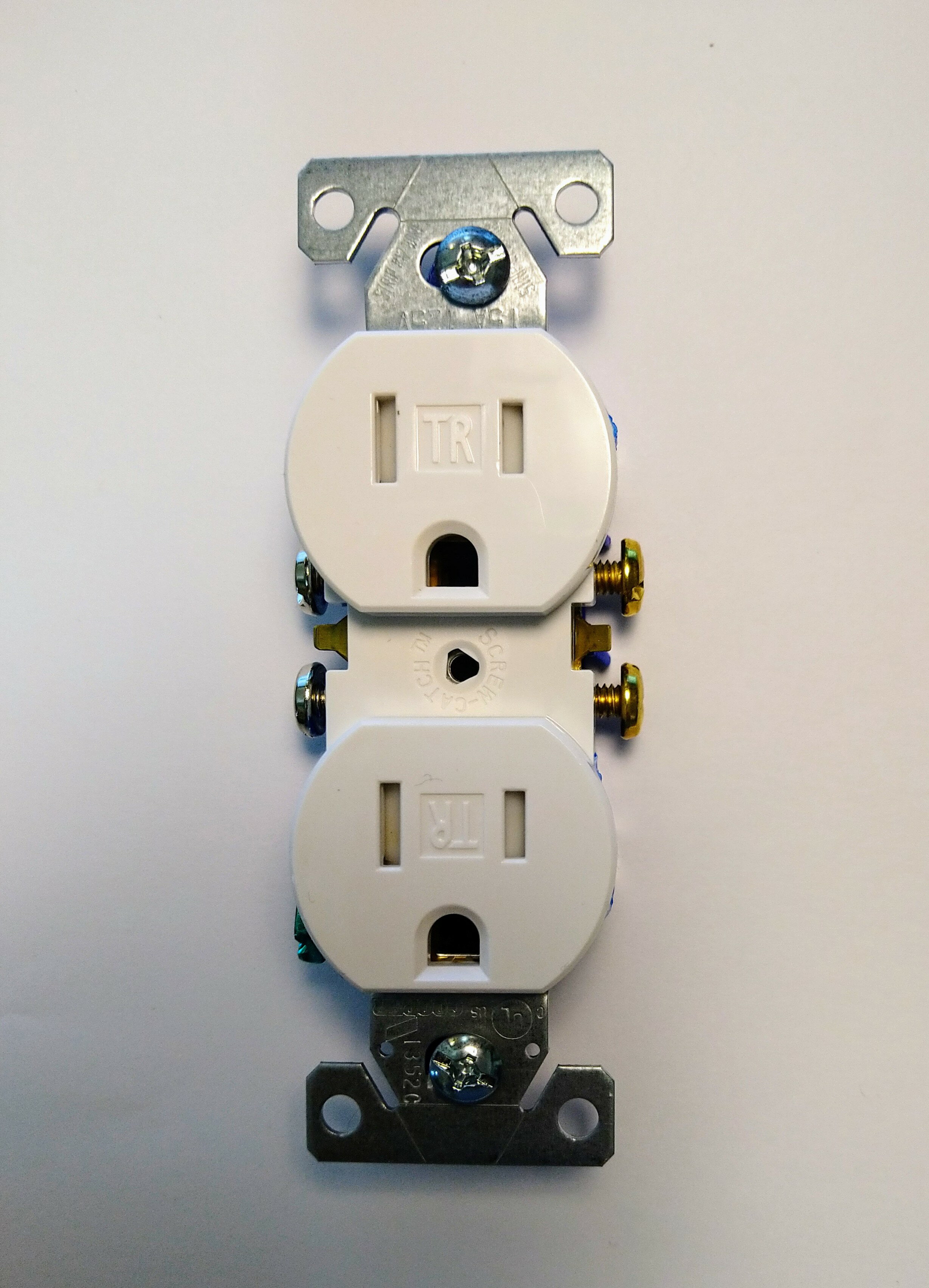 防塵シャッター付き、アース付き、ダブルコンセント アメリカンコンセント PSEマーク取得品