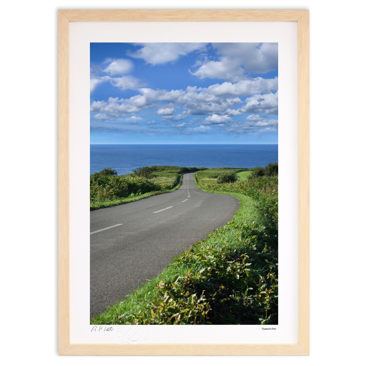 【スーパーSALE半額】版画 能取岬に続く道 (小野 忠)インテリア 壁掛け 額入り 風景画 ポスター アート リビング 玄関に飾る 風水 プレゼント モダン ...