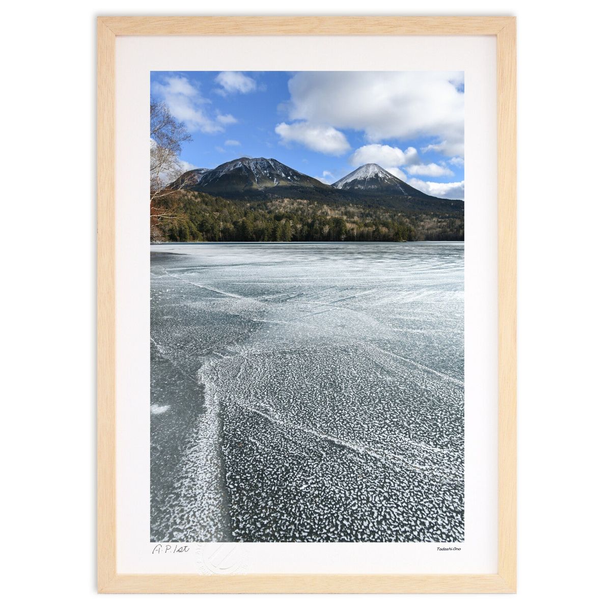 【スーパーSALE半額】版画 湖面にうっすらと雪 (小野 忠)インテリア 壁掛け 額入り 風景画 ポスター アート リビング 玄関に飾る 風水 プレゼント モダ...