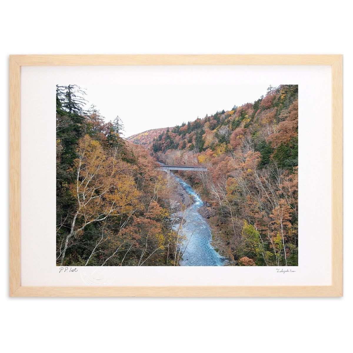 版画 美瑛川 (スノーバニラ)インテリア 壁掛け 額入り 風景画 ポスター アート リビング 玄関に飾る 風水 プレゼント モダン アートフレーム