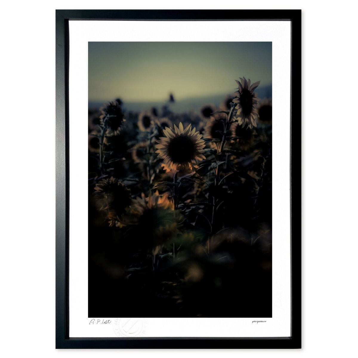 【スーパーSALE半額】版画 陰る時間の中で揺れる (奴が岳魚)インテリア 壁掛け 額入り 風景画 ポスター アート リビング 玄関に飾る 風水 プレゼント ...