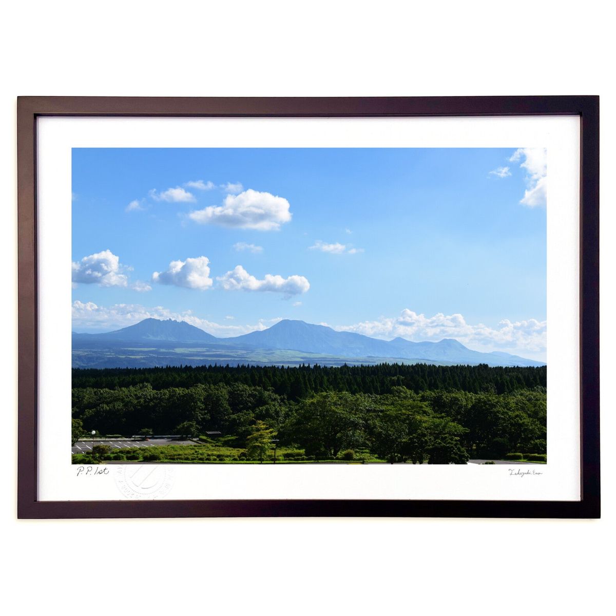 【スーパーSALE半額】版画 写真・阿蘇山 (筑紫庵)インテリア 壁掛け 額入り 風景画 ポスター アート リビング 玄関に飾る 風水 プレゼント モダン アー...