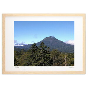 版画 雄阿寒岳 (スノーバニラ)インテリア 壁掛け 額入り 風景画 ポスター アート リビング 玄関に飾る 風水 プレゼント モダン アートフレーム