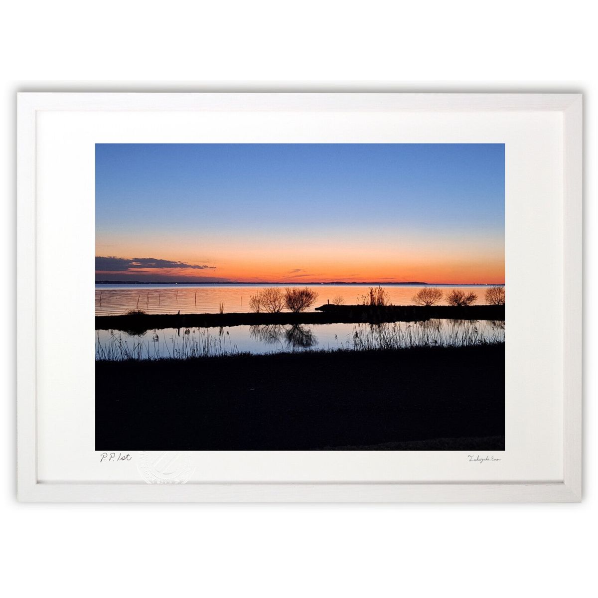 【スーパーSALE半額】版画 夕闇 (時葉 流)インテリア 壁掛け 額入り 風景画 ポスター アート リビング 玄関に飾る 風水 プレゼント モダン アートフレ...