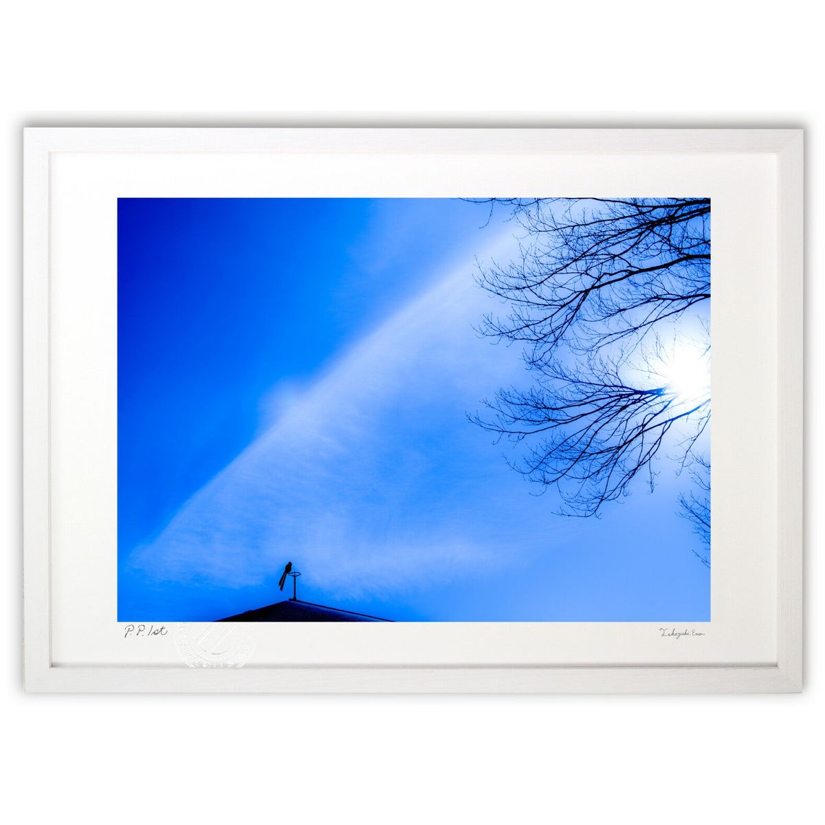 版画 朝の風見鶏 空と白雲と陽 (瀬川憲)インテリア 壁掛け 額入り 風景画 ポスター アート リビング 玄関に飾る 風水 プレゼント モダン アートフレーム