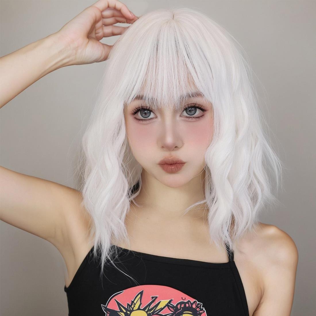 HAIRCUBE ウィッグ ボブ カール ショート ウィッグ 白 女装 ウェーブ かつら フルウィッグ セミロング パーマ 人気 原宿風 レディース ロリータ 小顔 コスプレ 耐熱