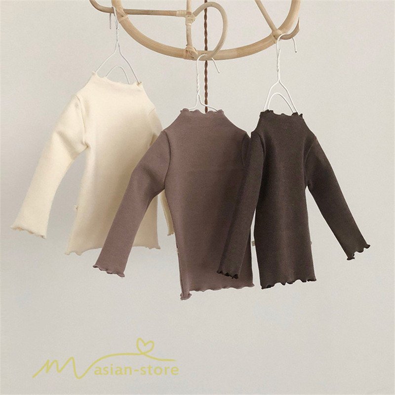 サイズ S M L XL サイズについての説明 ■伸縮性：なし 透け感：なし■セット内容：子供服◆サイズ詳細情報：S:バスト23cm 着丈31cm 肩幅21cm 袖丈22cm アドバイス身長66cmM:バスト24cm 着丈33cm 肩幅22cm 袖丈24cm アドバイス身長73cmL:バスト26cm 着丈35cm 肩幅23cm 袖丈26cm アドバイス身長80cmXL:バスト27cm 着丈37cm 肩幅24cm 袖丈28cm アドバイス身長90cm ◆お客様の身長や体型により、着用の丈が写真より短くなる場合もあります。上記の着丈のデータご参考になさってくださいませ。 素材 コットン ポリエステル その他 色 オフホワイト(写真参考) ダークブラウン(写真参考) ライトコーヒー(写真参考) 備考 ●サイズ詳細等の測り方はスタッフ間で統一、徹底はしておりますが、実寸は商品によって若干の誤差(1cm～3cm )がある場合がございますので、予めご了承ください。 ●製造ロットにより、細部形状の違いや、同色でも色味に多少の誤差が生じます。 ●パッケージは改良のため予告なく仕様を変更する場合があります。 ▼商品の色は、撮影時の光や、お客様のモニターの色具合などにより、実際の商品と異なる場合がございます。あらかじめ、ご了承ください。 ▼生地の特性上、やや匂いが強く感じられるものもございます。数日のご使用や陰干しなどで気になる匂いはほとんど感じられなくなります。 ▼同じ商品でも生産時期により形やサイズ、カラーに多少の誤差が生じる場合もございます。 ▼他店舗でも在庫を共有して販売をしている為、受注後欠品となる場合もございます。予め、ご了承お願い申し上げます。 ▼出荷前に全て検品を行っておりますが、万が一商品に不具合があった場合は、お問い合わせフォームまたはメールよりご連絡頂けます様お願い申し上げます。速やかに対応致しますのでご安心ください。