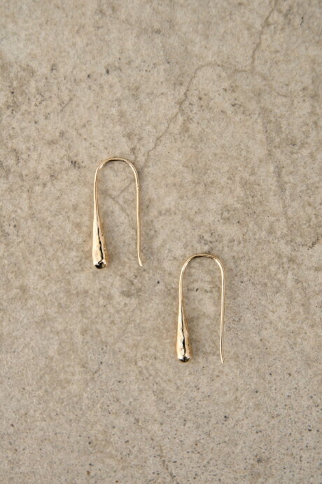 TEAR DROP DESIGN EARRINGS/eBAhbvfUCsAX / AZUL BY MOUSSY/AY[ oC }EW[/fB[X/ANZT[ sAX