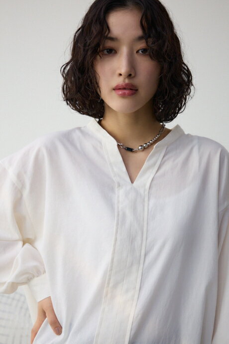 バックタックオープンスキッパー / AZUL BY MOUSSY/アズール バイ マウジー/レディース/トップス シャツ ブラウス【MARKDOWN】