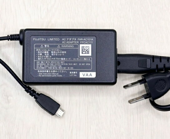 【中古】FAR-AC101A FPCAC111 純正 富士通 FUJITSU F05 Android スマホ 充電器 チャージャー 充電ケーブル 5V 1.6A