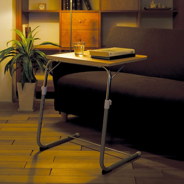 FLS-1 フォールディングサイドテーブル ( マルチ デスク 簡易 昇降 高さ 角度 調節 リモート 在宅 勤務 テレ ワーク ソファ ベッド 横 北欧 シンプル 机 パソコン 折りたたみ 折り畳み 軽量 収納 脚 伸縮 机 サイド 多目的 省スペース ) [2]