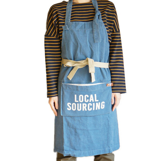 AND PACKABLE APRON LOCAL SOURCING BLUE(アンドパッカブルエプロン ローカルソーシングブルー) ポケット収納可能