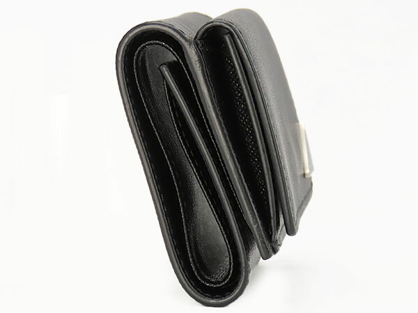 【未使用】プラダ　PRADA　サフィアーノ　トライアングル　三つ折り財布　コンパクト財布　ミニウォレット　NERO ブラック　サフィアーノレザー　2MH021　【中古】