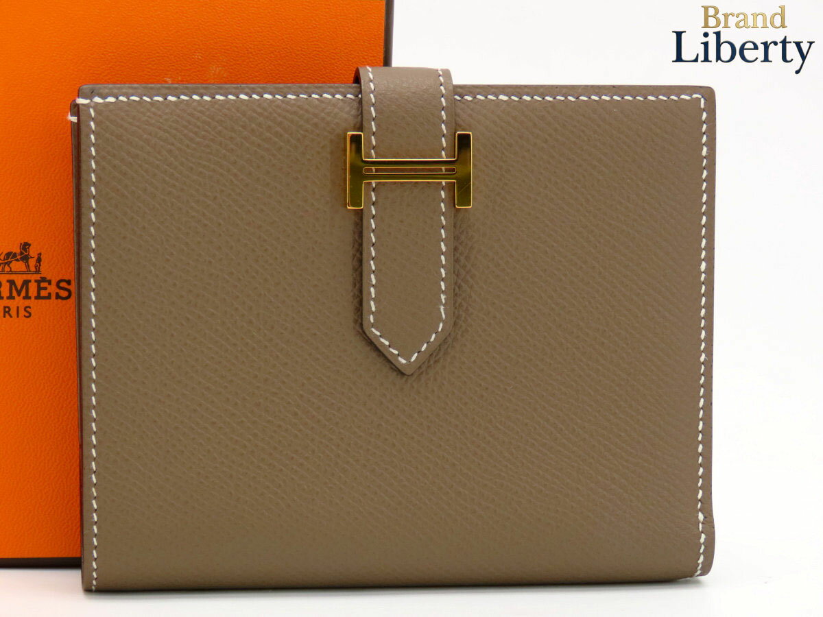 HERMES - 【新品同様】エルメス HERMES ベアンコンパクト 二つ折り財布 コンパクト財布 エトゥープ ベージュ ゴールド金具 ヴォーエプソン D刻　【中古】