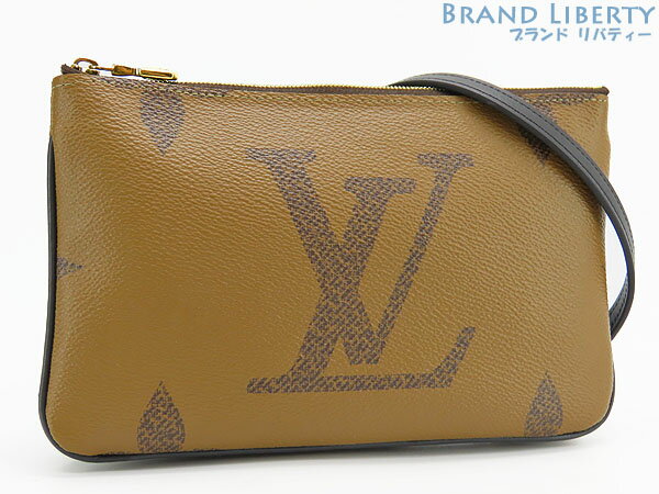 ● ブランドルイヴィトン　LOUIS VUITTON ● 商品名モノグラム ジャイアント リバース　ポシェット ドゥーブル ジップ　バイカラー2WAY クラッチバッグ　ショルダーバッグ　ショルダーウォレット　ポシェット　ポーチ ● サイズW：20cm　H：12.5cm　D：3cm　ショルダー：約113～123cm（5段階調節/着脱可能) ● 仕様 外側：オープンポケット×1 内側：カードポケット×3　オープンポケット×1 ● カラーブラウン×ダークブラウン ● 型番M69203 ● 製造刻印RFID(ICチップ) ● 製造国フランス ● 付属品保存袋　ショルダーストラップ ● 参考定価221,100円 ● 商品ランク 外観： SA　　 内観： SA ● 商品状態外側開口部フチのコバにスレ、ファスナープル金具に薄キズや小キズ・メッキ剥げ、カードポケットに若干の開きがございますが、使用感少なくとても綺麗なお品物になります。