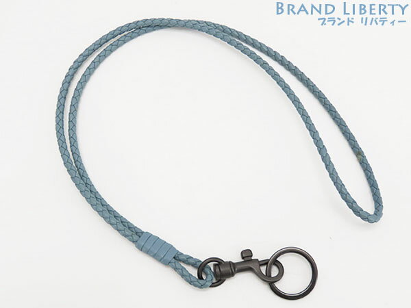 はちみつ【新品】BOTTEGA VENETA ストラップ キーリング ボッテガ・ヴェネタから新作キーリングが登場、レザーキューブを真鍮