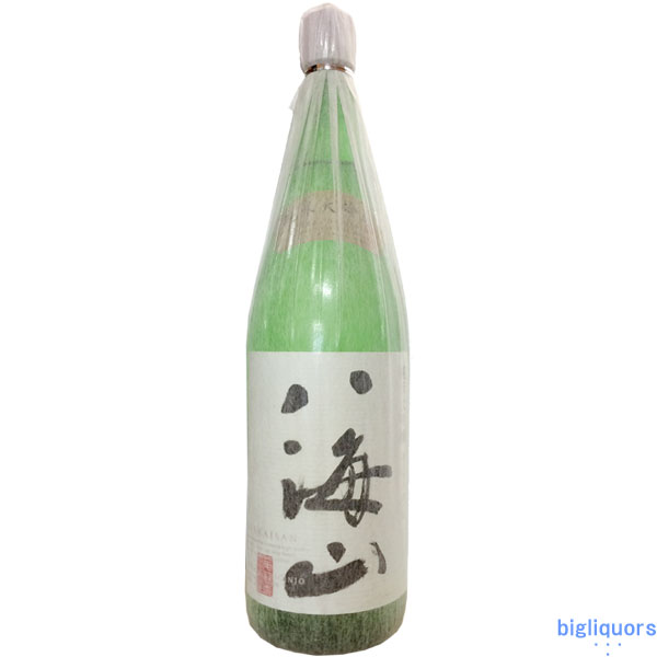 【日本酒祭り対象品は★送料無料★】八海山　純米大吟醸　1800ml 【八海醸造】【常温配送限定】【送料無料（北海道・沖縄を除く）】