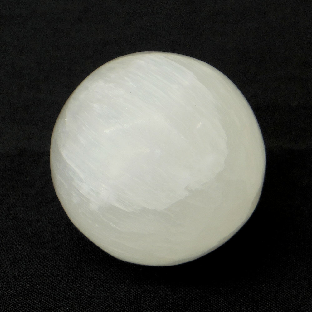 セレナイト　38mm玉　65g