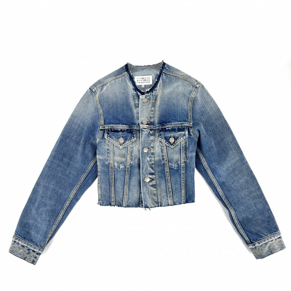 【在庫一掃】 マルタンマルジェラ デニムジャケット レディース Maison Margiela メゾンマルジェラ ダメージ加工 ノーカラー アパレル 服 アウター MARTIN MARGIELA 38 ブルー 青 シルバー金具 コットン 春 秋【中古品】