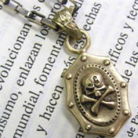 �ӥ꡼�ܡ��󥹥���YL�֥饹�ڥ����ȥͥå��쥹*Gaudi(�����ǥ����奨�꡼��