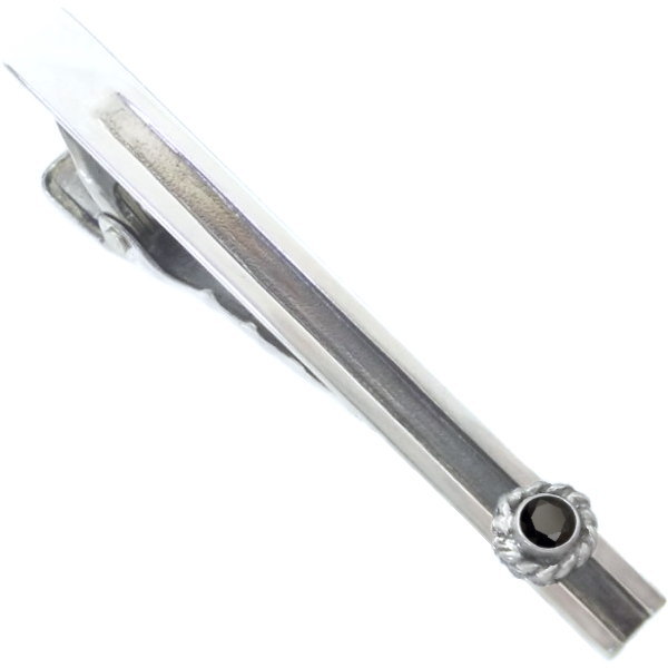 ブラックジルコニア ツイスト フラワー シルバー925 ネクタイピン