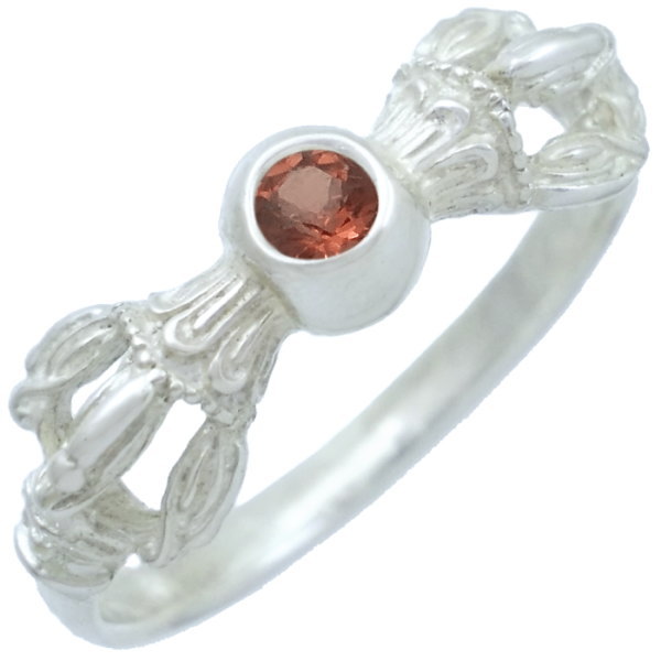 ガーネットホワイトバジュラシルバー...