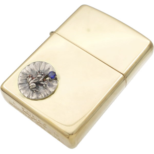 (9月)サファイア カエルとスイレン ブラスジッポ誕生石