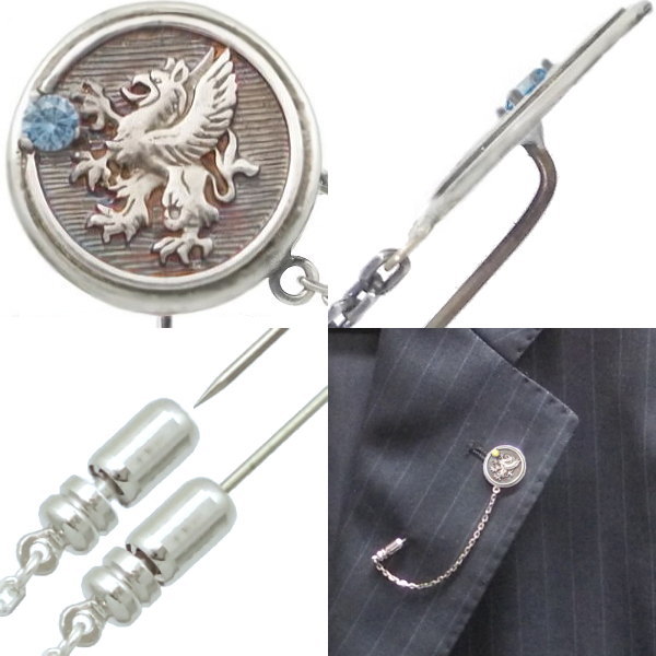 (3月)アクアマリン ブラック グリフォン メダル チェーン シルバーラペルピン誕生石