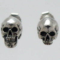 顎無しスカル極小骸骨スタッド シルバーピアス *sou designs(ソウデザインズ)