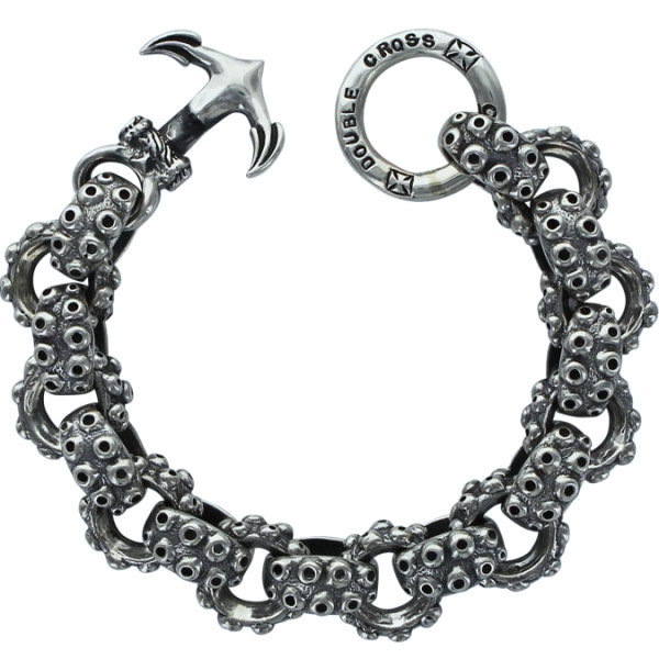 ■TRAVIS WALKER/トラヴィスワーカー【ブレスレット、バングル】 └【タイプ】シルバー925 Double Cross Jewelry ダブルクロスジュエリー正規取扱店 ゴシック、スカル骸骨ドクロ、龍ドラゴン竜、クロス十字架、ガーゴイル カリフォルニア マリブ 幸運【素材:シルバー925】 ［要確認］在庫確認約1週間、米国オーダー納期約3-4ヶ月、国内在庫がある場合のみ1-2週間(在庫、詳細納期は要問合せ) 付属品 : ブランドポーチ、ギャランティ 【ご確認ください/こちらの商品は代引き決済不可となります。】 ★OCTO LINK BRACELET。 (長さ--mm、最大幅--mm)