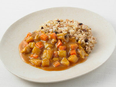イシイの無添加調理 チキンカレー 190g [腎臓病食/低たんぱく食品/低たんぱく おかず/減塩食品]