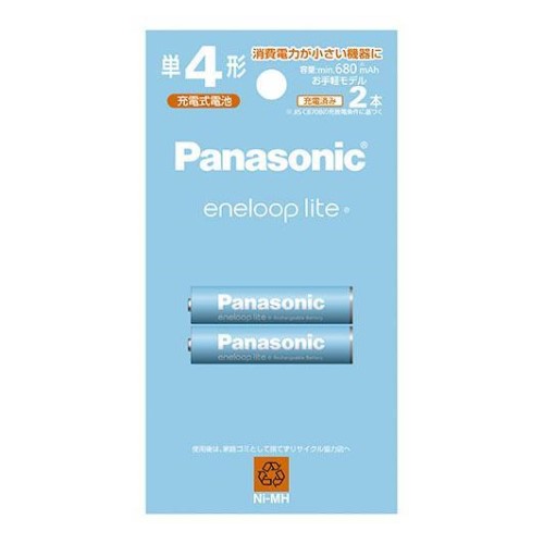 メーカー：パナソニックJAN：4549980710456型番：BK-4LCD/2H■商品説明■●電池容量アップでさらに長もち。またくり返し回数も約300回アップ ※充電式エボルタe BK-4LLBと比べて。JIS C8708 2019(7.5.1.4)の試験条件に基づく電池寿命の比較。但し、機器及び使用条件により、実際のくり返し回数は異なります。●自然放電が少ないので、充電しておけば1年後約85%（※）、5年後でも約70％（※）の容量維持。※満充電して、室温(20℃)での保存後。保存条件や機器により使用時間は短くなる場合があります。その際には充電してからご使用ください●低温特性にすぐれ、マイナス20度の寒い場所でも性能発揮。■仕様■・サイズ(約):直径10.5×高さ44.5cm ・質量(約):11g（1本あたり） ・電池容量：min.680mAh ・電圧：1.2V ・タイプ：ニッケル水素電池 ・包装形態：2本入