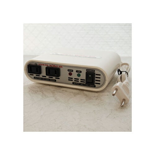 スワロー電機 受注生産のため納期約2週間電圧安定機能搭載変圧器110-240V対応　300W WORLD-300