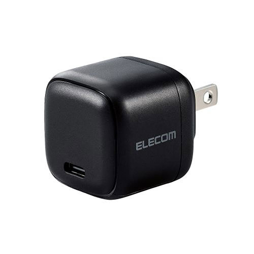 AC充電器 スマホ・タブレット用 USB Power Delivery 20W USB-C1ポート ブラック■USB Power Deliveryに対応したUSB Type-C(TM)ポートを搭載し、対応するスマートフォン、タブレットなどを充電できるUSB AC充電器です。 ■USB Power Delivery(パワーデリバリー)とは、アダプターと接続機器間で情報をやり取りすることで、その機器間における最適な電力を選択し、高速充電を実現するUSB規格です。 ■※本製品の最大出力は20Wです。 ■手のひらにすっぽり隠れるほど小さく(幅約33.7mm×厚み約33.7mm×高さ約33.7mm)、軽量(約39.1g)なので外出や出張などの際の持ち運びに便利です。 ■USB Power Deliveryに対応しています。iPhoneを約30分で50%まで充電できるから、外出先でスピード充電が可能です。 ■USB Power Deliveryに対応したUSB Type-Cポートを搭載し、機器に応じて出力が5V/3A、9V/2.22A、12V/1.67Aと可変し、iPhoneなどのスマートフォン、iPadなどのタブレットを高速充電できます。 ■未使用時は電源プラグを折りたたんで充電器本体に収納可能です。スッキリとコンパクトに収納できるので、持ち運びにも便利です。 ■本製品はUSB-IFのテストと同等のテストを当社独自で実施し、高い安全性が保たれているため、USB Power Delivery対応製品にご使用いただけます。 ■耐トラッキング性の要求事項(PSE : 電気用品安全法)を満たしたコンセントプラグを採用しています。 ■※本製品にケーブルは同梱しておりません。別途USBケーブルなどをご用意ください。 ■※機器本体や充電器が濡れた状態で充電すると、異常な発熱・焼損の原因となり大変危険ですのでおやめください。 ■※USB Type-C and USB-C are trademarks of USB Implementers Forum ■自社環境認定基準を1つ以上満たし、『THINK ECOLOGY』マークを表示した製品です。 ■廃棄物削減に取り組み、製品に同梱する取扱説明書等をペーパーレス化した製品です。 ■環境保全に取り組み、製品の包装容器におけるプラスチック重量を、社内基準製品より20%以上削減した製品です。 ■環境保全に取り組み、製品の包装容器が紙・ダンボール・ポリ袋のみで構成されている製品です。■対応機種 : USB Type-C(TM)ポートからUSB Power Delivery (20W)の規格内で充電可能な機器 ■定格入力電圧 : AC100V〜240V、50Hz/60Hz ■定格入力電流 : 0.7A ■定格出力電力 : 20W ■定格出力電圧 : 5V/9V/12V ■定格出力電流 : 5V時3A/9V時2.22A/12V時1.67A ■外形寸法 : 幅約33.7mm×奥行約33.7mm×高さ約33.7mm ■重量 : 約39.1g ■カラー : ブラック ■使用可能地域 : 日本 ■保証期間 : 1年間 ■コネクタ形状 : USB Type-Cポート×1 ■コンセントプラグ仕様 : 90度スイング構造 ■使用温度範囲 : -10℃〜25℃ ■法令 : ◇PSE 特定電気用品 ■その他 : ※USB Type-C and USB-C are trademarks of USB Implementers Forum