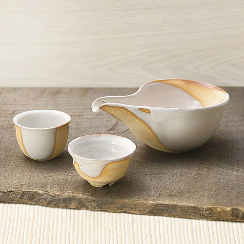 三戸逸雄作 緋色冷酒器　
