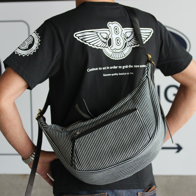 スタルディーボディーバッグ M【ボディバッグ/ワンショルダーバッグ/ウエストバッグ/ウエストポーチ/スリングバッグ/メッセンジャーバッグ/岡山産/斜め掛け/斜めがけ/極厚/デニム/ヒッコリー/大容量/メンズ/レディース/おしゃれ/かっこいい/日本製/国産】のサムネイル