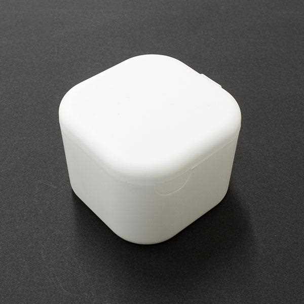 充電器ケース&スマホスタンド 6.6×7.1×5cm (100円ショップ 100円均一 100均一 100均)