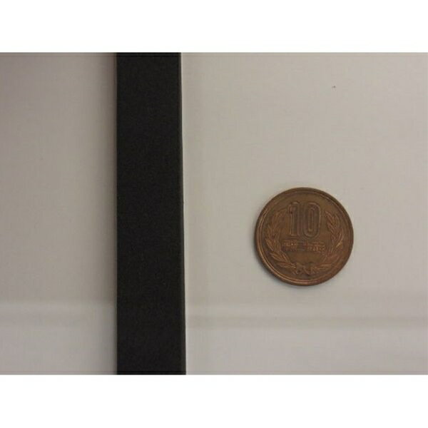 隙間テープ 防水タイプ 幅15mm×長さ1．5m (100円ショップ 100円均一 100均一 100均)