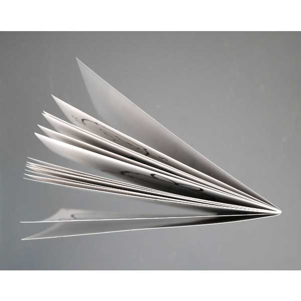 A5ぬりえ すみっコぐらし 32ページ (100円ショップ 100円均一 100均一 100均)