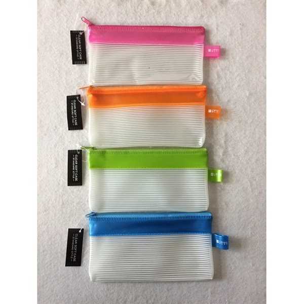 クリアソフトペンケース 平型 9．5×19．5×1．4cm ［色指定不可］ (100円ショップ 100円均一 100均一 10..