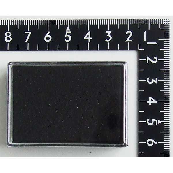 ピンバッジ・小物を飾れる保管ケース 4×5.5×2cm (100円ショップ 100円均一 100均一 100均)