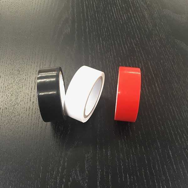 ビニールテープ 黒・白・赤 幅19mmx長さ5m (100円ショップ 100円均一 100均一 100均)