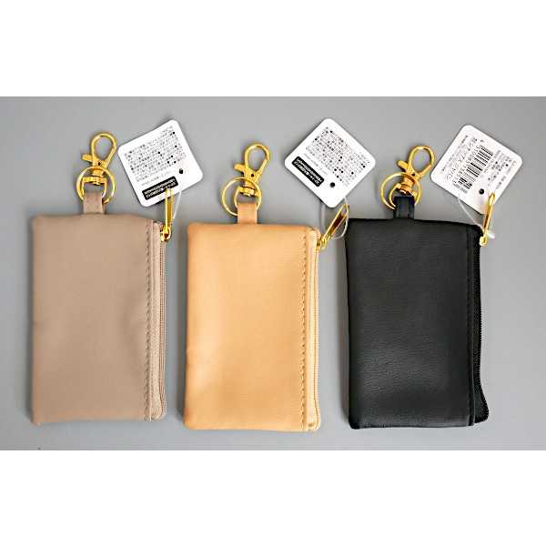 合皮窓付キーケース 6×10.5cm ［色指定不可］ (100円ショップ 100円均一 100均一 100均)