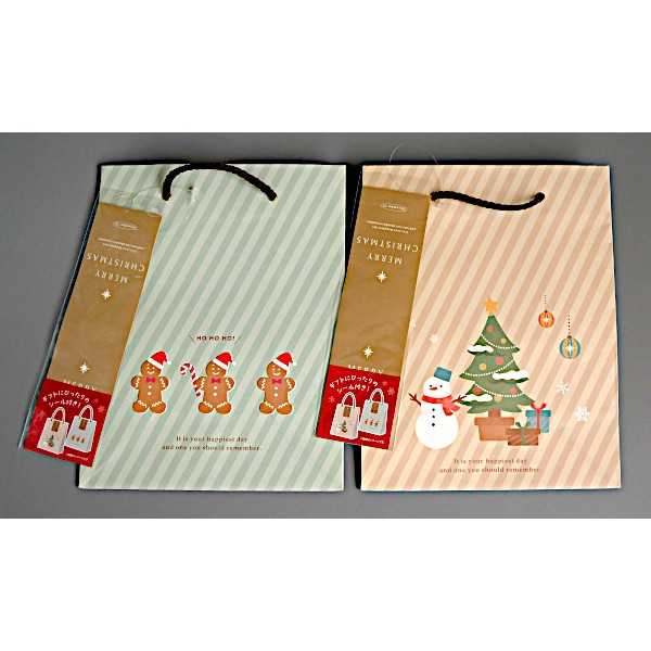 シール付ペーパーバッグ カントリークリスマス柄 23×18×マチ10cm ［色柄指定不可］ (100円ショップ 100円均一 100均一 100均)
