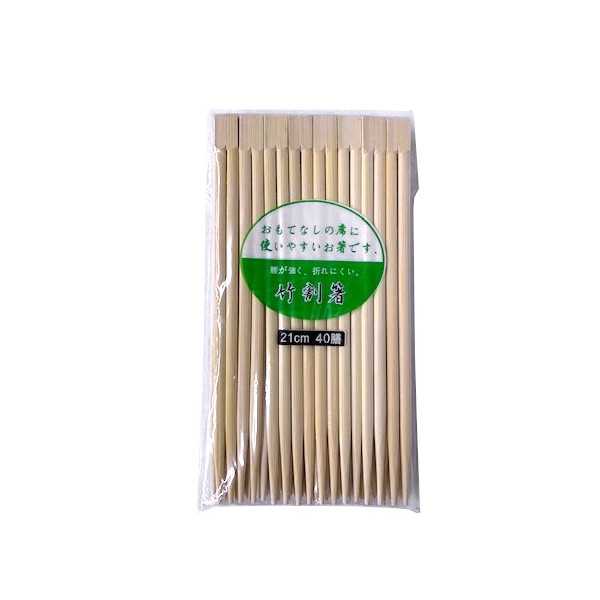 竹割箸、40膳入りです。コシが強く折れにくい孟宗竹製のお箸です。丸く面取りをして持ちやすくしております。普段使いからおもてなし、バーベキュー等でも手軽に使えます。※天然素材の為、形や色の違い、欠け(傷や窪み)等有り●1膳のサイズ(約)・13×全長210mm●材質・孟宗竹●用途・割り箸 御箸 使い捨て 食事 カトラリー BBQ アウトドア キッチン●キーワード・わりばし おはし つかいすて かとらりー きっちん●品名・竹割箸 裸 40膳●品番・★45●JAN・4903673615327●メーカー名・(株)まるわ●管理単位・10個/80個●入数・40膳