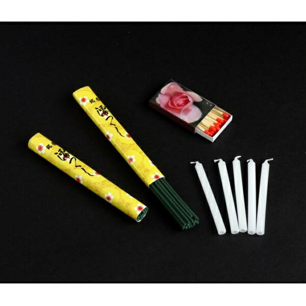 お墓参りセット （ロウソク・線香・マッチ） ［柄指定不可］ (100円ショップ 100円均一 100均一 100均)