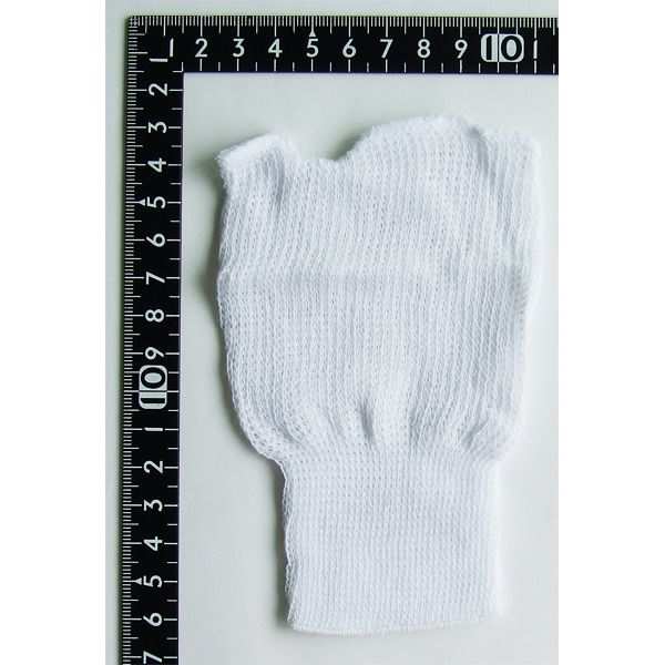 ネット包帯 伸縮タイプ 手のひら・手首用 8．5×15cm (100円ショップ 100円均一 100均一 100均)