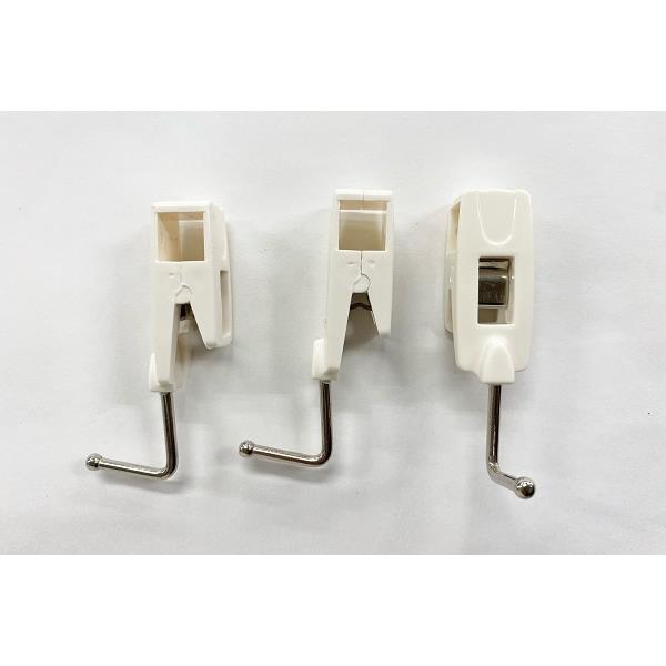 スリムパイプ棚フック 角パイプ用 クリップ式 3個入 (100円ショップ 100円均一 100均一 100均)