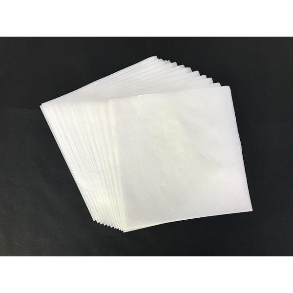 四ツ折ナフキン 25×25cm 100枚入 (100円ショップ 100円均一 100均一 100均)